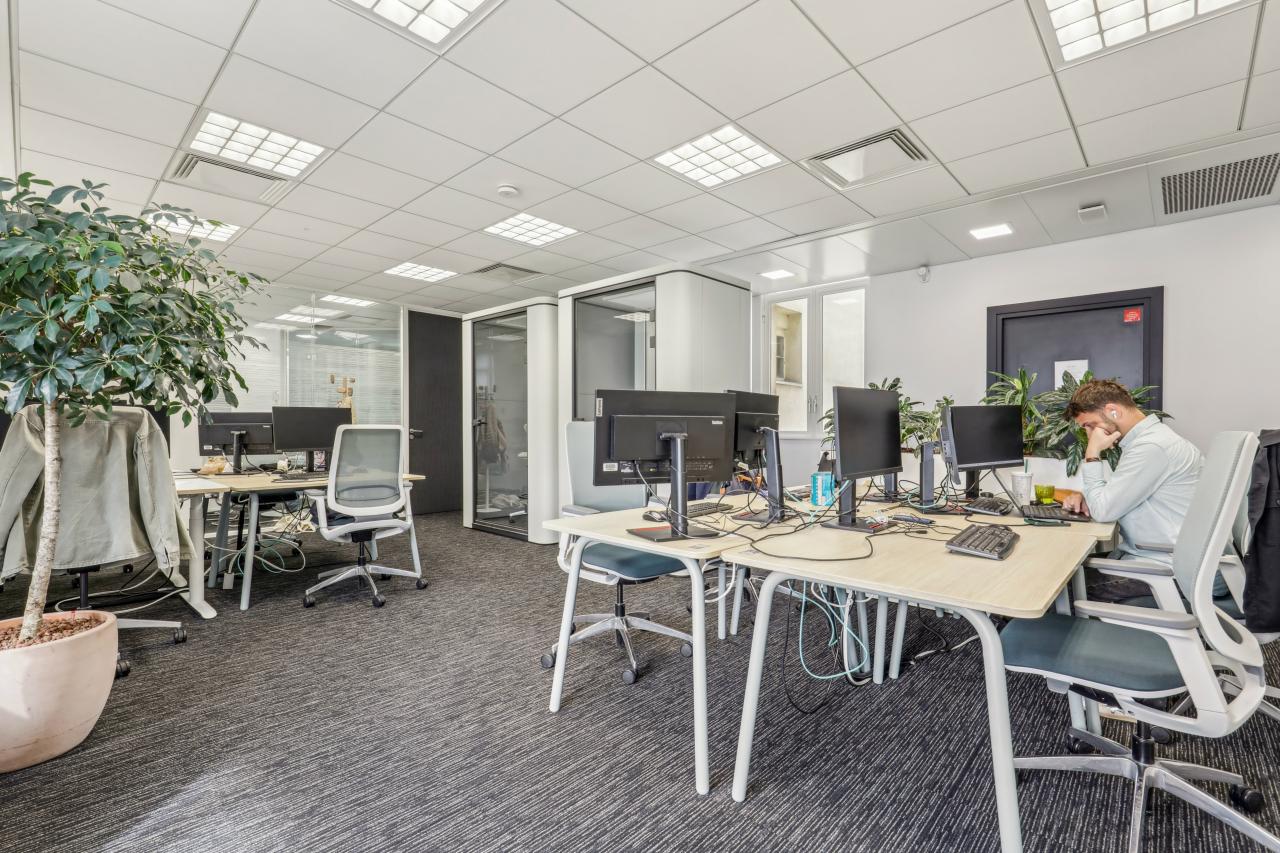 Bureau Paris 818m² Location bureau Paris OLBUR2532212 6